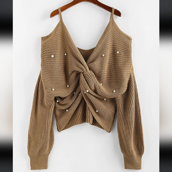 NWT ZAFUL Faux Pearl Embellished Twisted Cropped Cold Shoulder Sweater  Size M - Picture 3 of 12